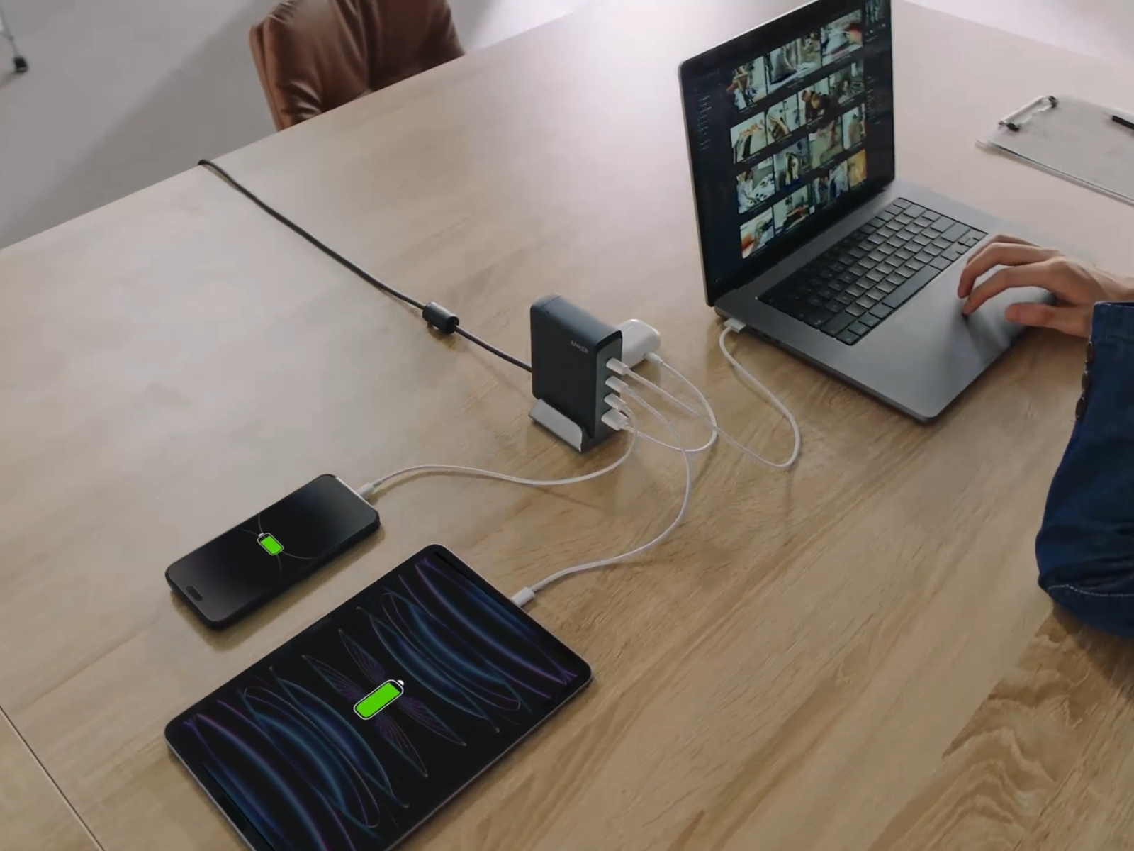 Score half off this Anker Prime 240W GaN charging station, now