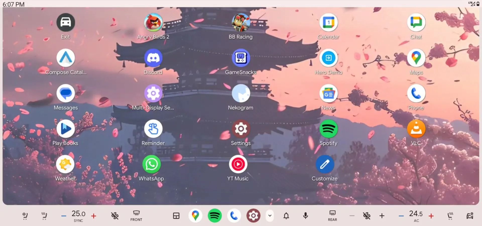 Android Auto's light theme looks like it's almost ready to hit the road