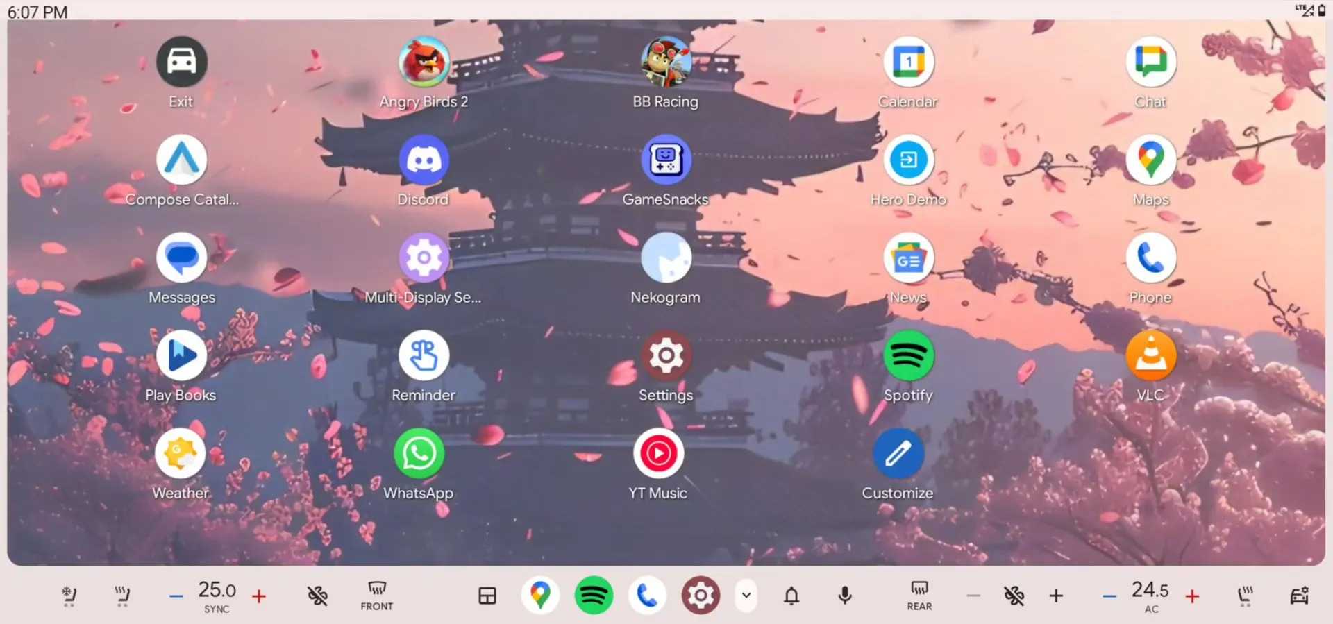 Android Auto's light theme looks like it's almost ready to hit the road