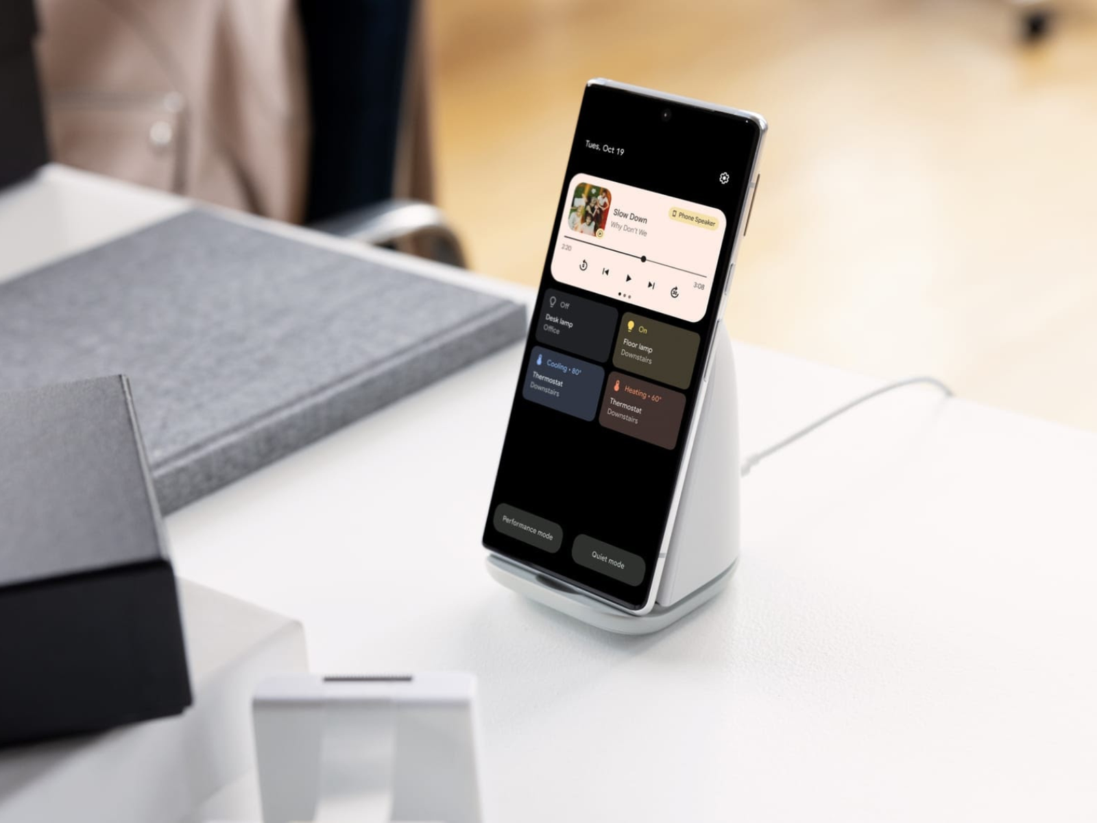 The Google Pixel Stand 2 drops to the price it should have