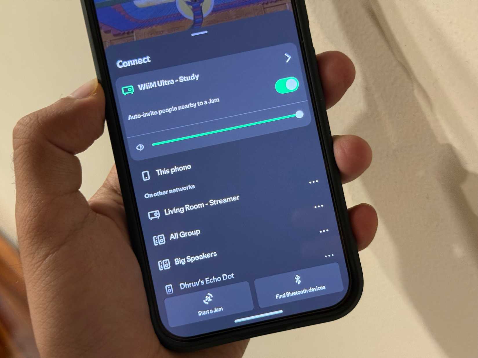 An illustration of Spotify connect's feature and its device list section