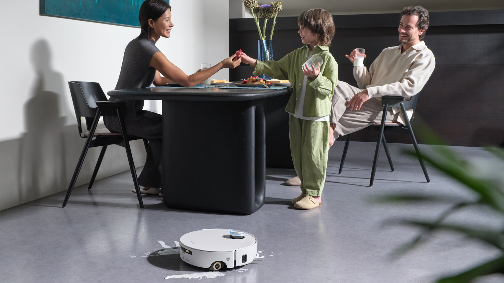 Dreame Aqua 10 spilled milk image