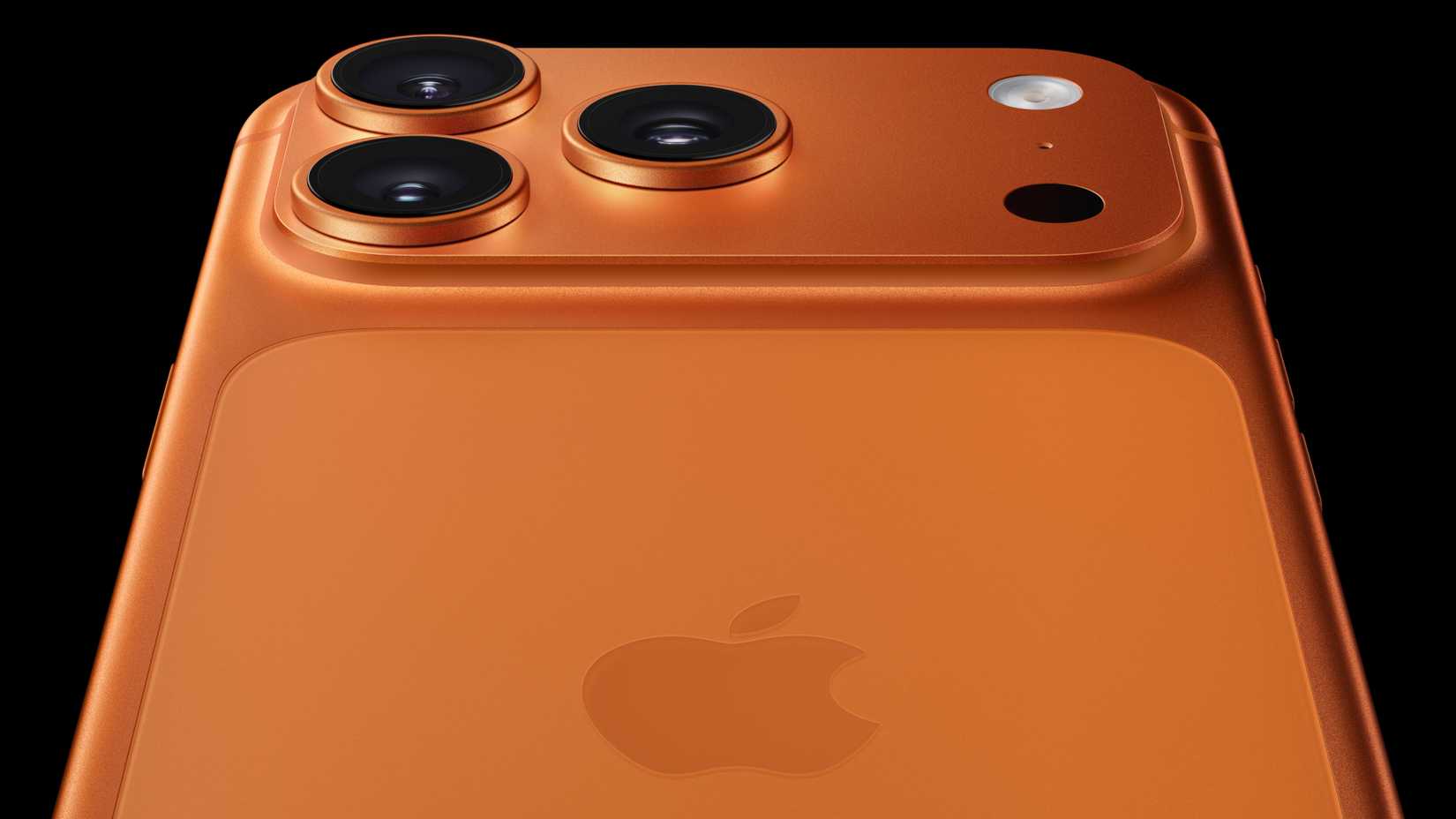 iPhone-17-Pro-larange-Camera-plateau