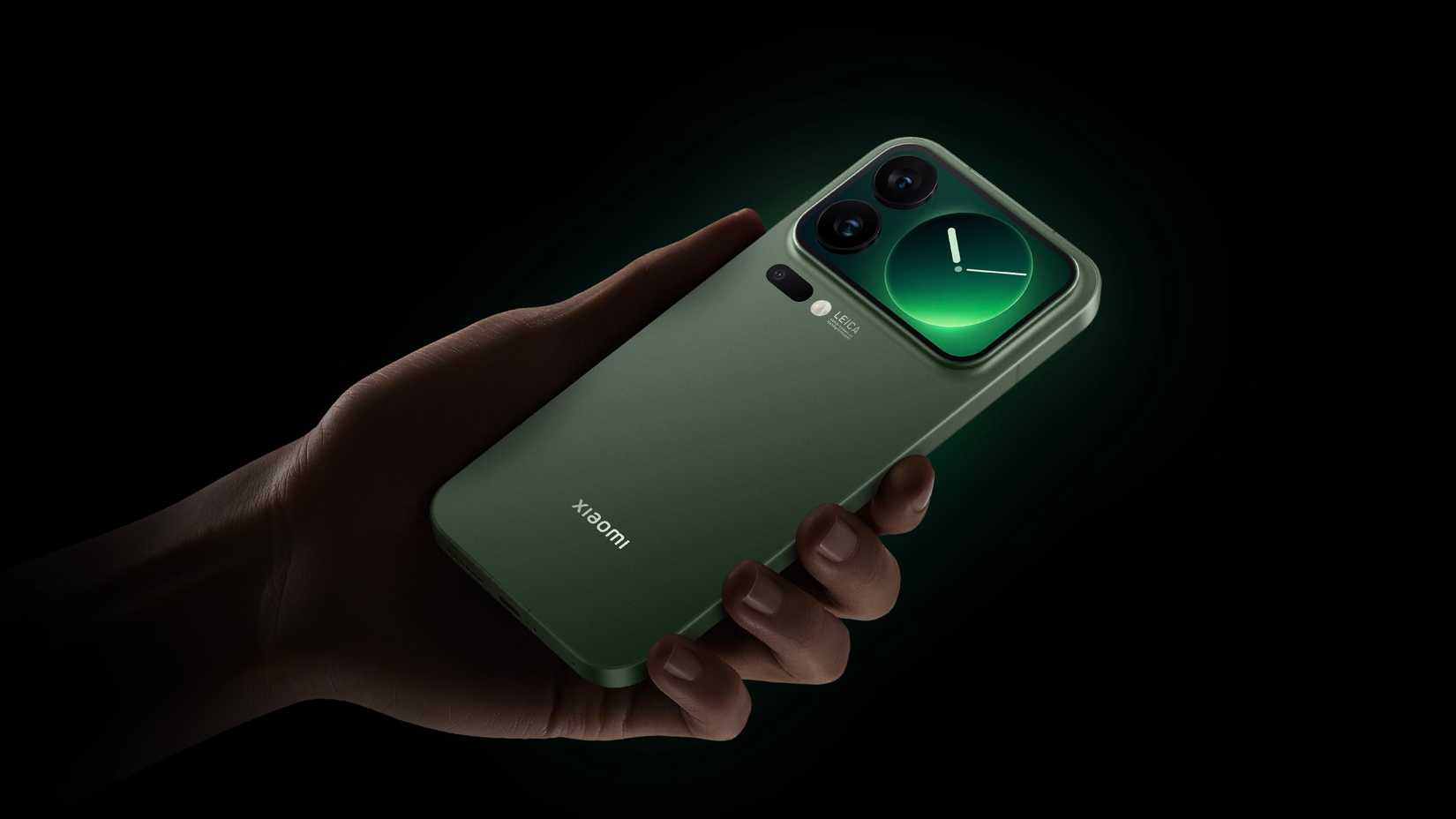 xiaomi-17-screen-hand