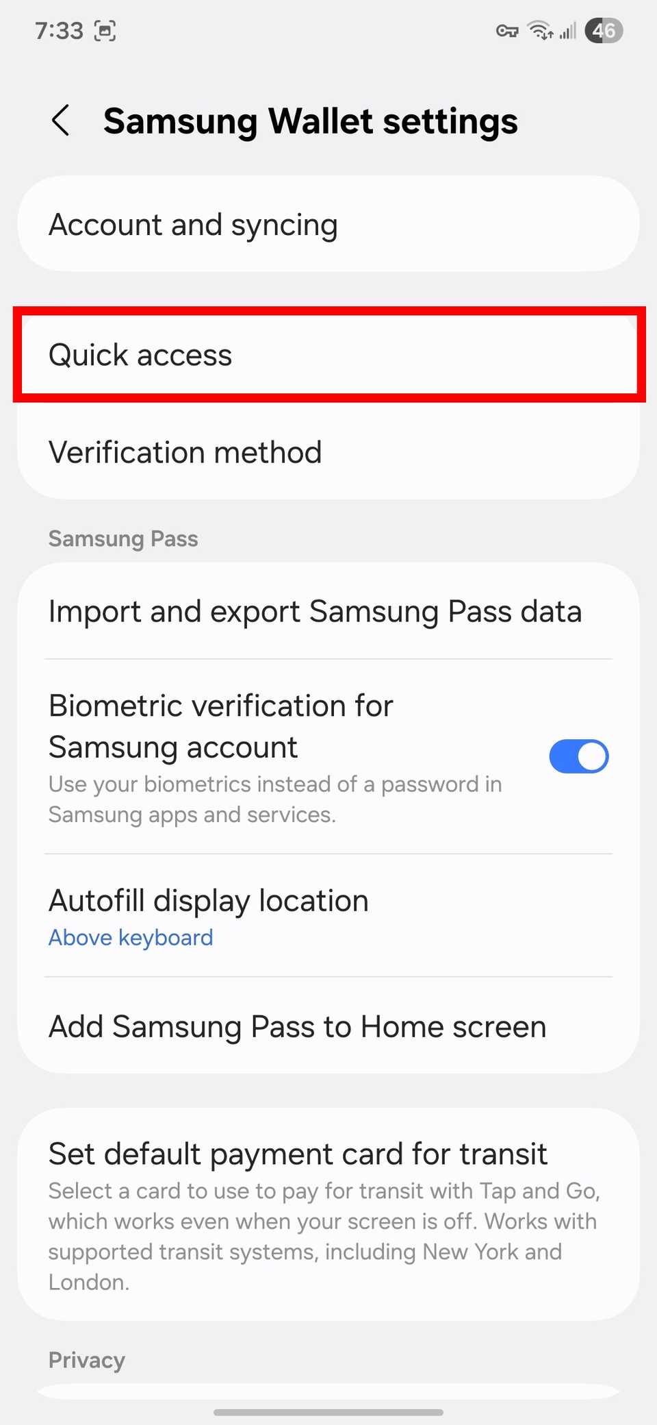 إعدادات Samsung Galaxy S24 الـ 15 التي يجب عليك تغييرها على الفور 6 مخطط مستطيل أحمر يسلط الضوء على الوصول السريع في إعدادات Samsung Wallet على One UI 8