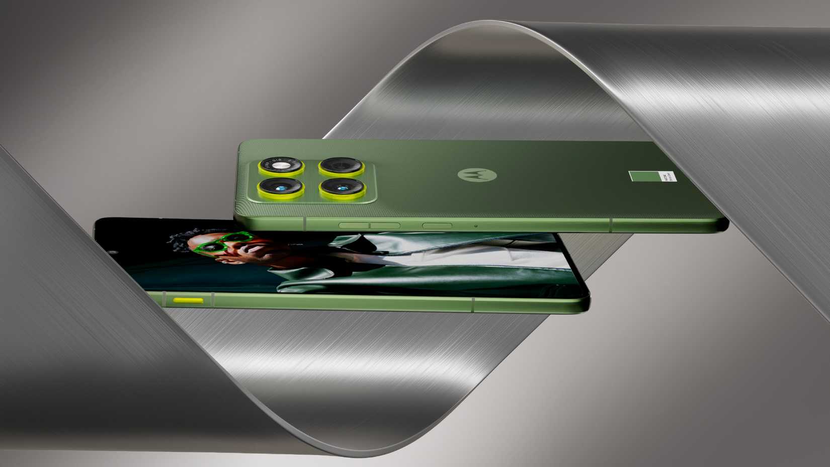 A lateral do Motorola Edge 70