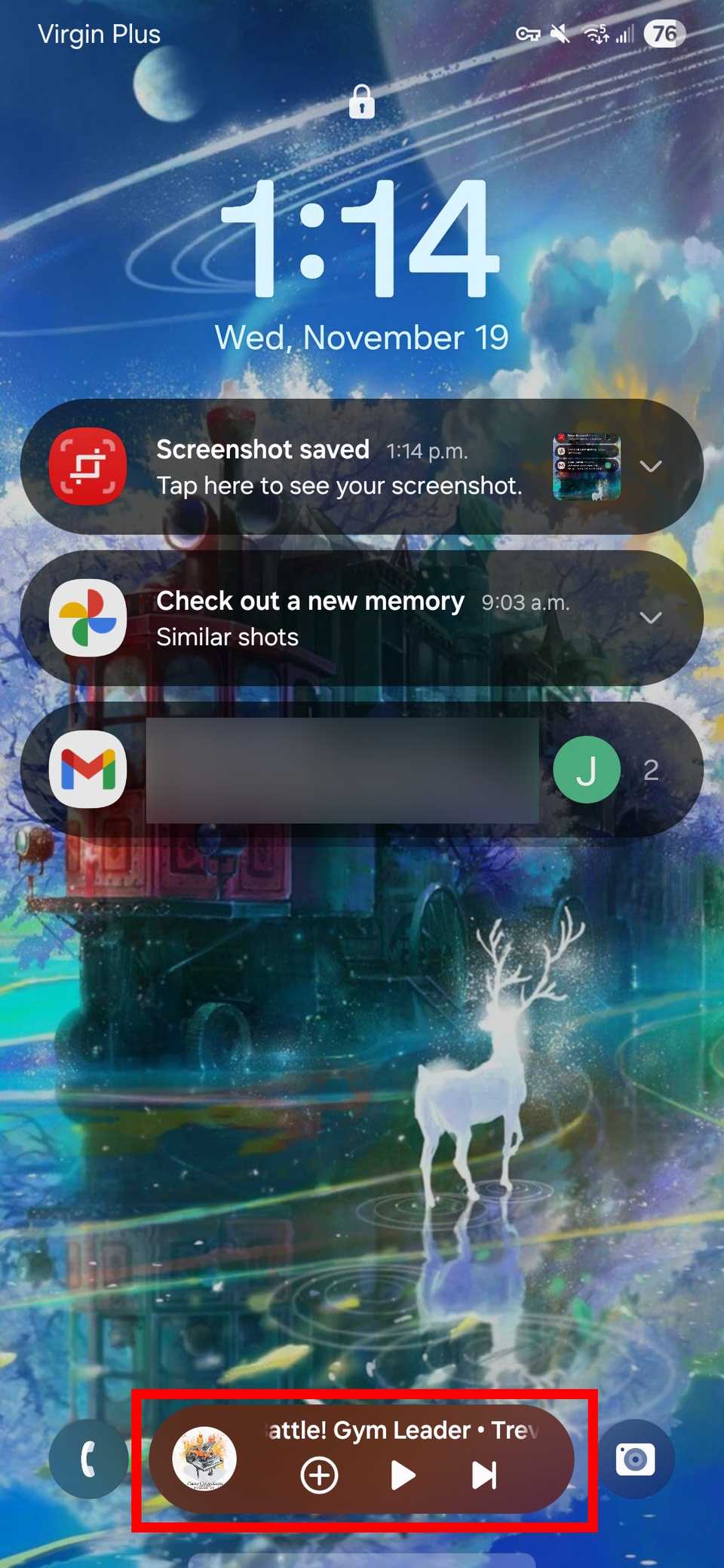 Red rectangle outline highlighting media player controls from Spotify in the Now bar on a Samsung lock screen