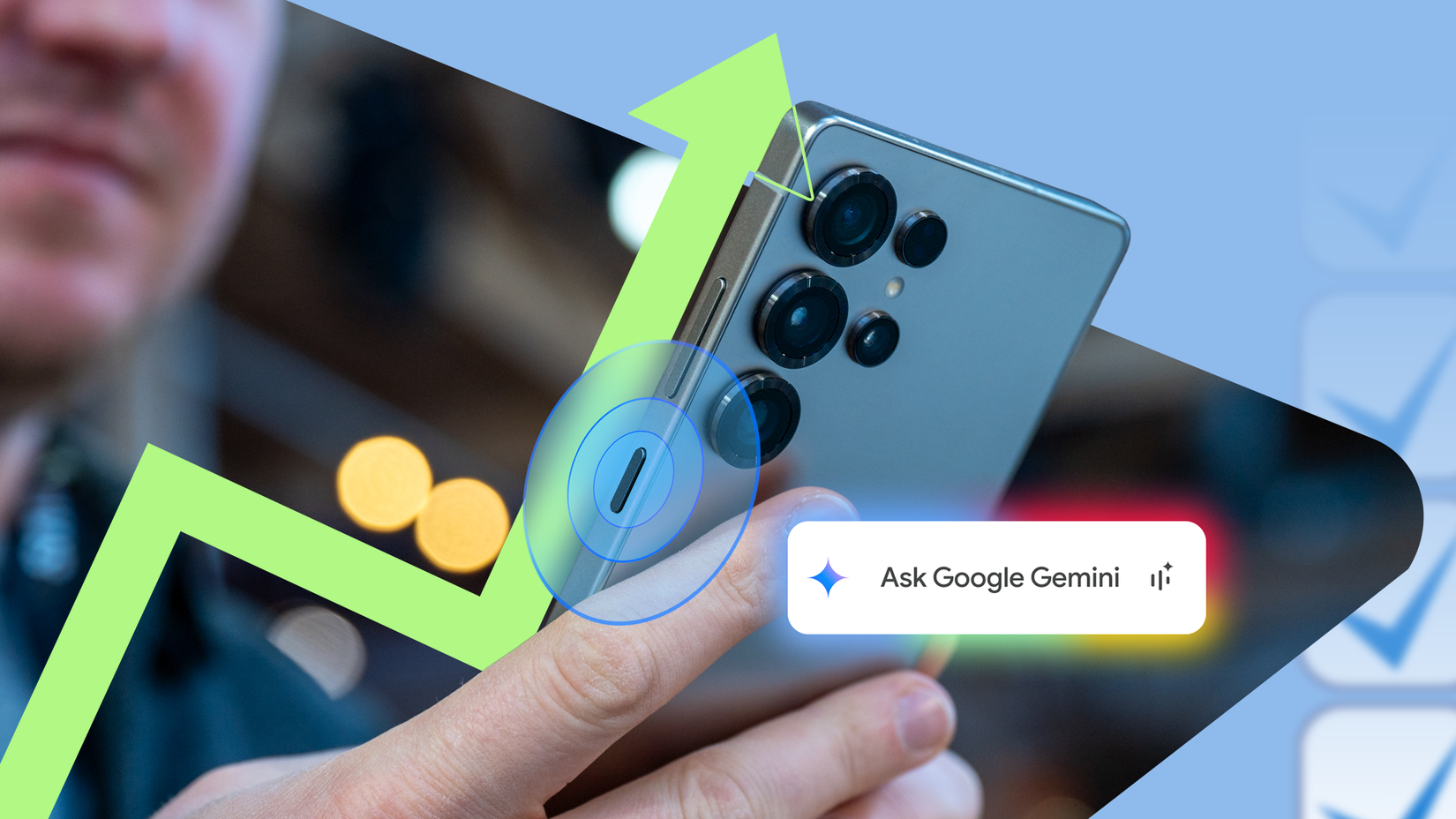 Uma pessoa segura um Samsung Galaxy S25 enquanto destaca o gesto de ativação do botão lateral, com um prompt brilhante ‘Pergunte ao Google Gemini’ aparecendo ao lado do telefone.