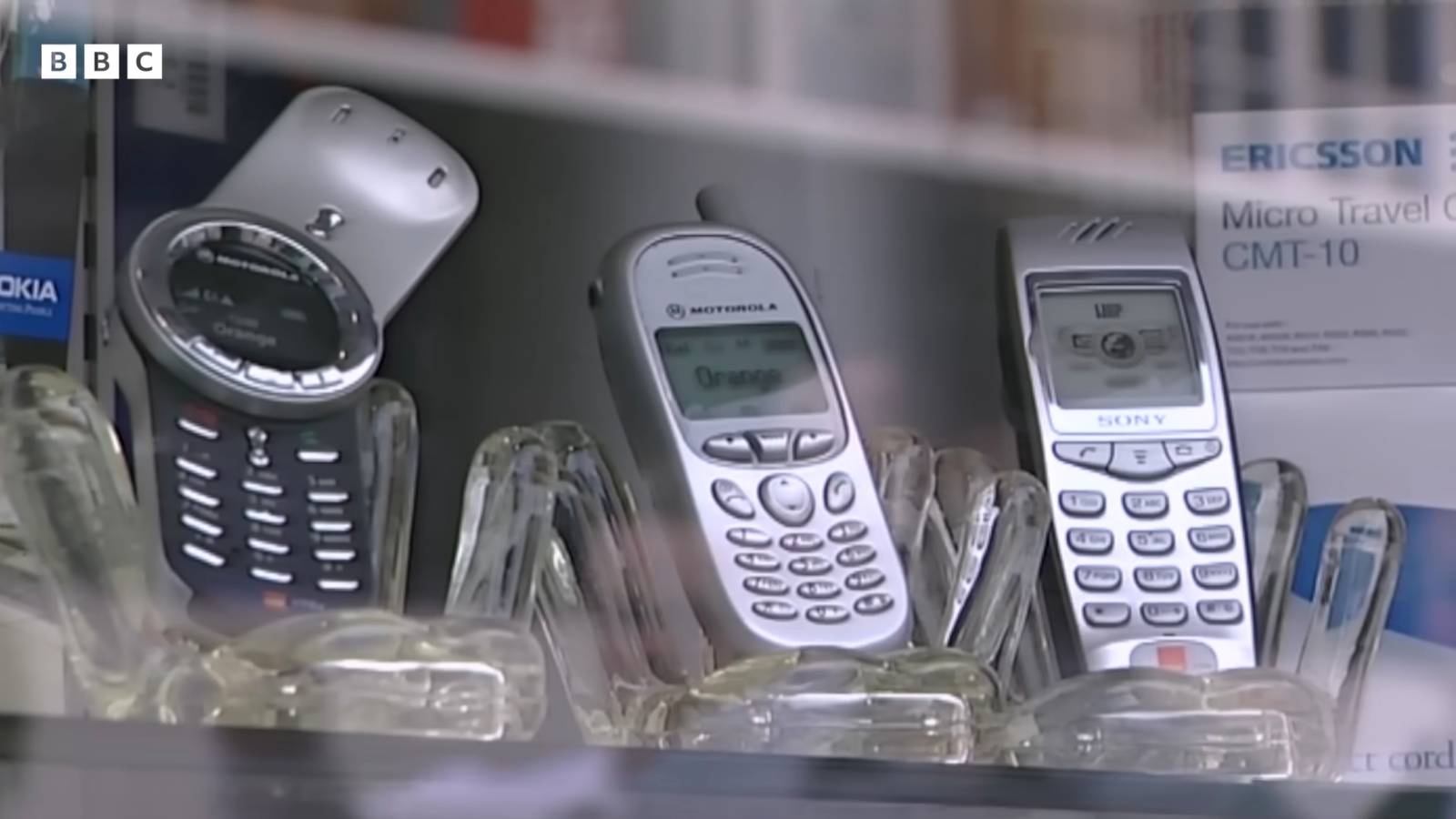 Retro mobile video shows how far we've come in 23 years, but also how things never change