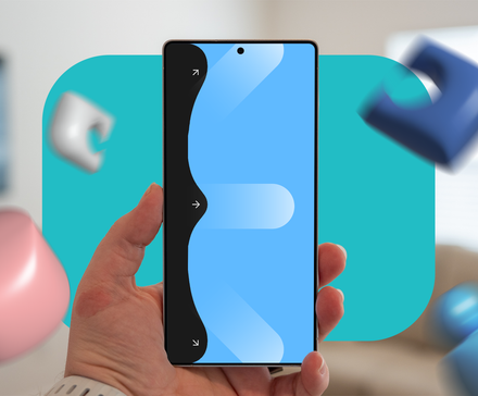 Mão segurando um smartphone exibindo setas de gesto One Hand Operation+ na borda esquerda da tela.