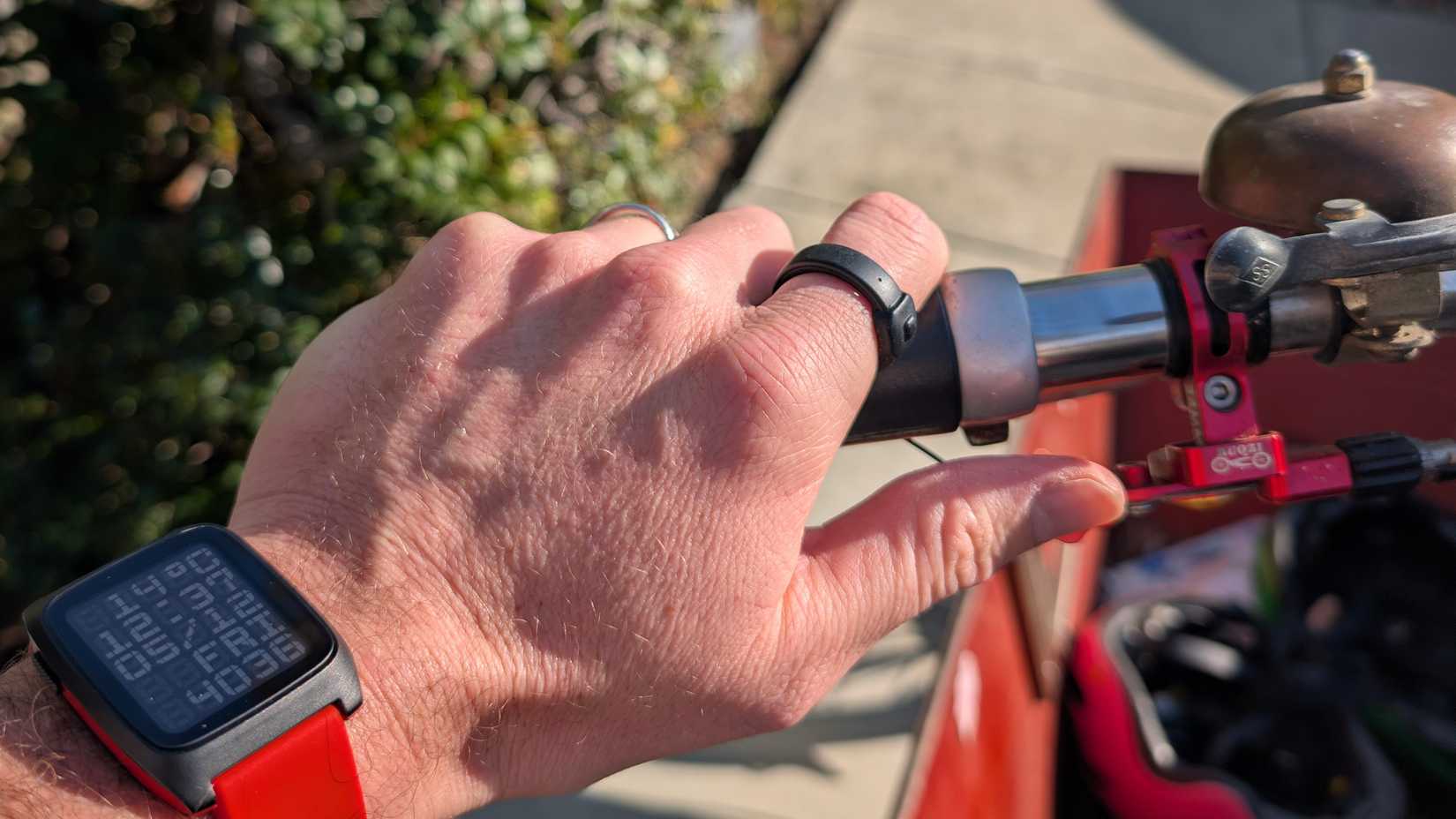 Uma imagem de imprensa do Pebble Index 01