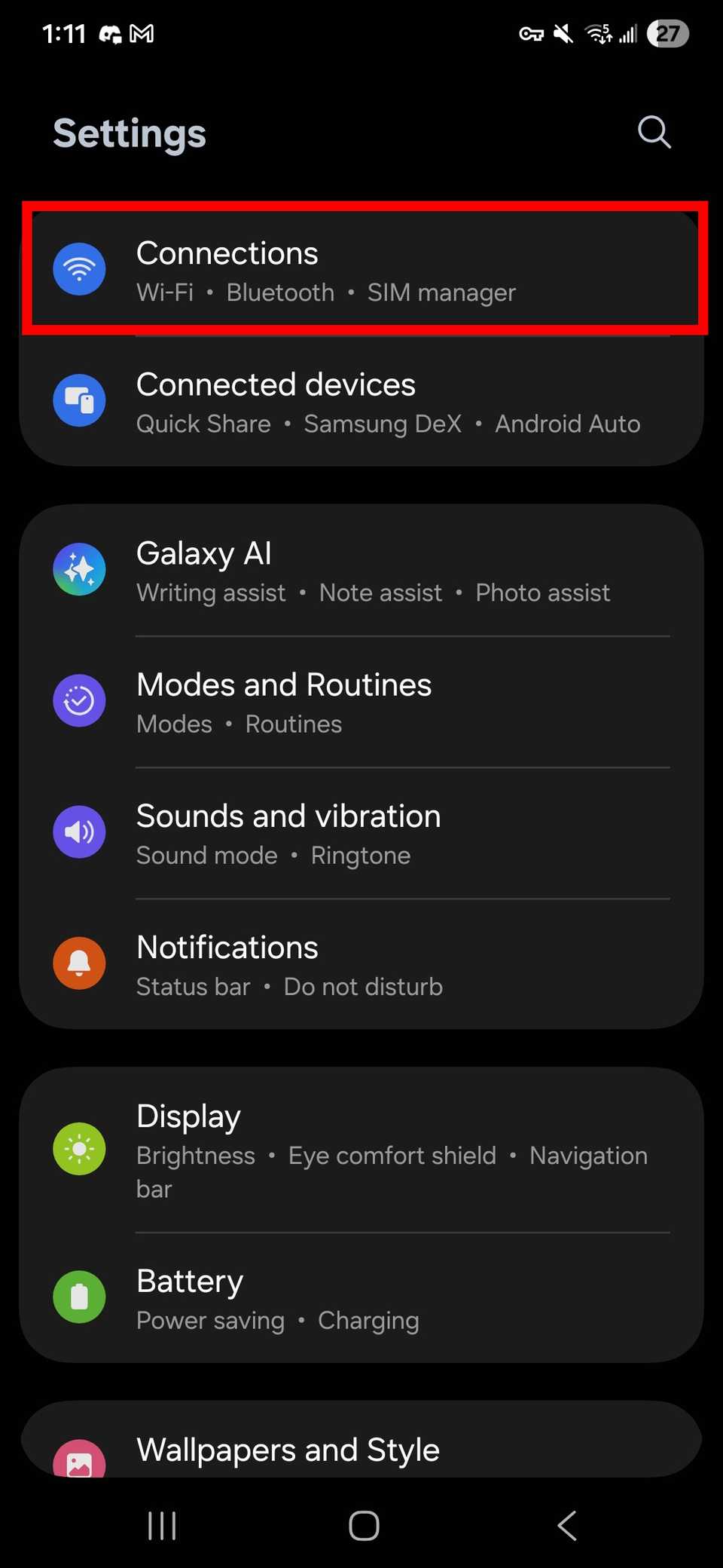 Contorno del rettangolo rosso che evidenzia Connessioni in Impostazioni