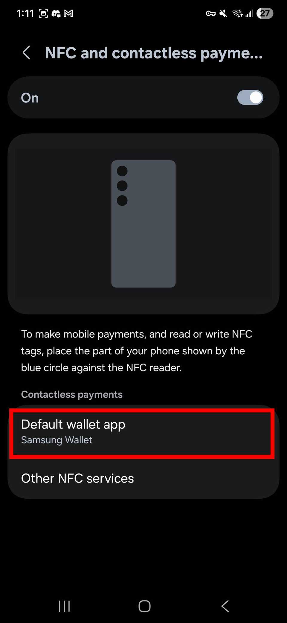 Contorno del rettangolo rosso che evidenzia l'app portafoglio predefinita nella sezione NFC e pagamenti contactless