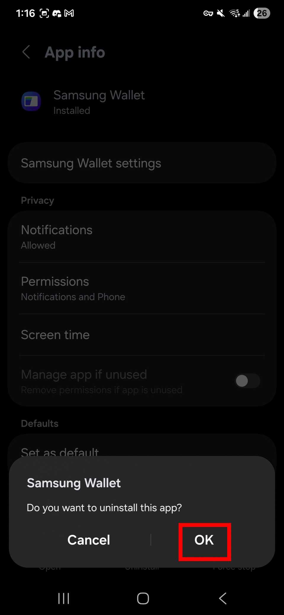 Contorno rettangolare rosso che evidenzia il pulsante Ok in Samsung Wallet per confermare la disinstallazione