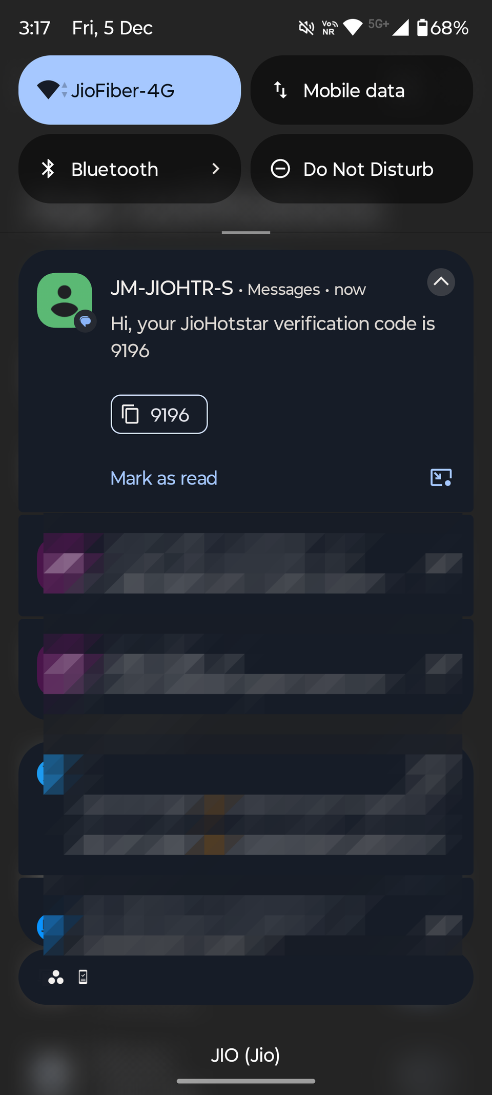 لقد سئمت من عدم قدرة رسائل Google على فهم هذا الأمر بشكل صحيح 2 لقطة شاشة تعرض رسائل OTP في تطبيق رسائل Google
