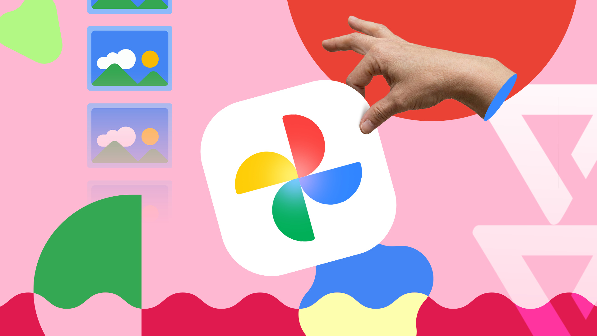Uma mão segurando o logotipo do Google Fotos em frente a um fundo colorido repleto de miniaturas de imagens e formas geométricas.