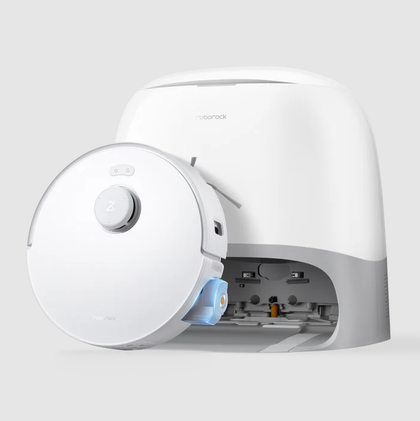 Roborock Qrevo Curv 2 su sfondo bianco