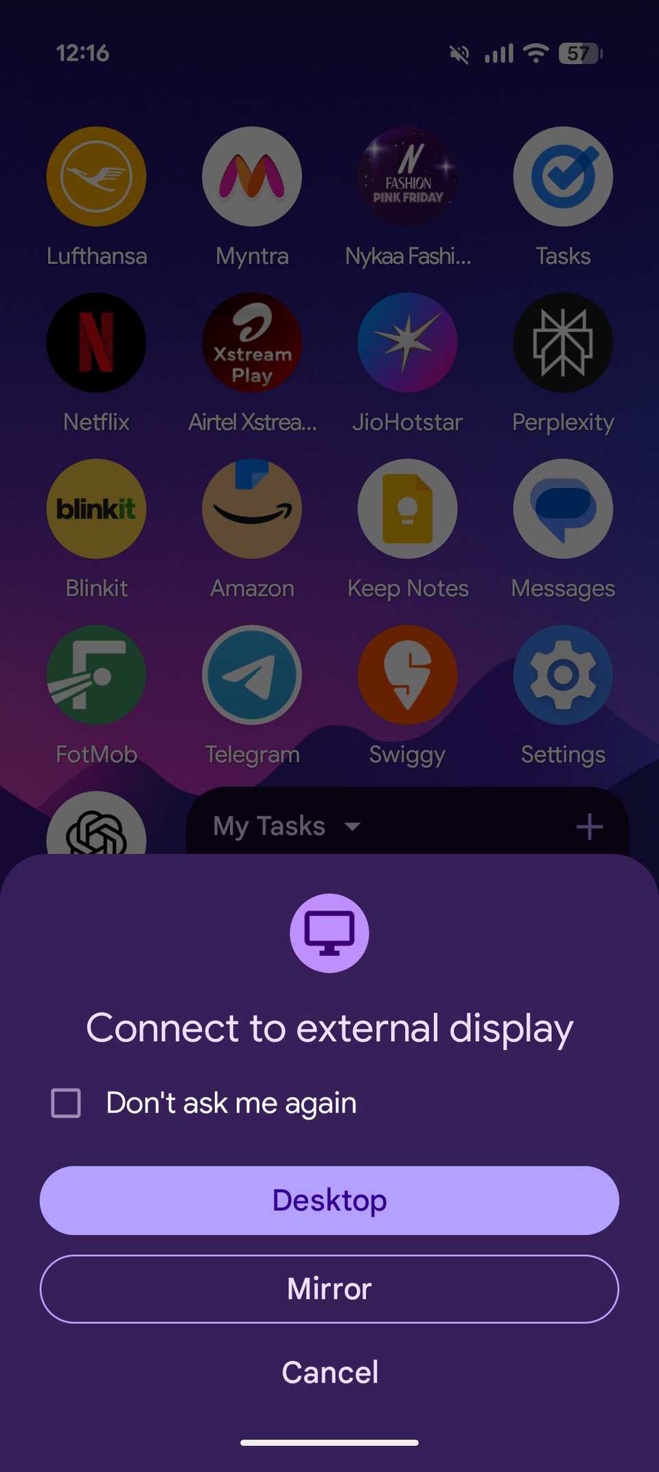 Richiesta di Android che richiede di connettere il telefono al display esterno