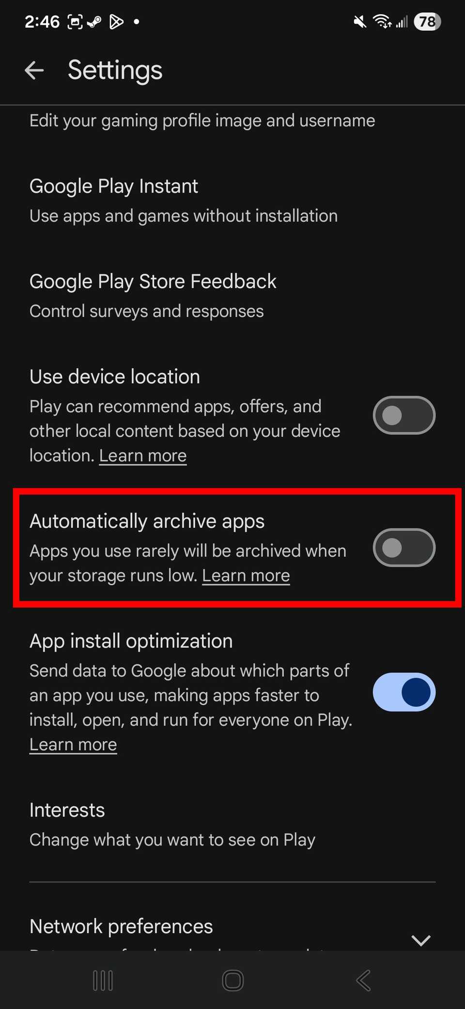 Evidenziazione del contorno del rettangolo rosso Archivia automaticamente le app nelle impostazioni generali del Play Store