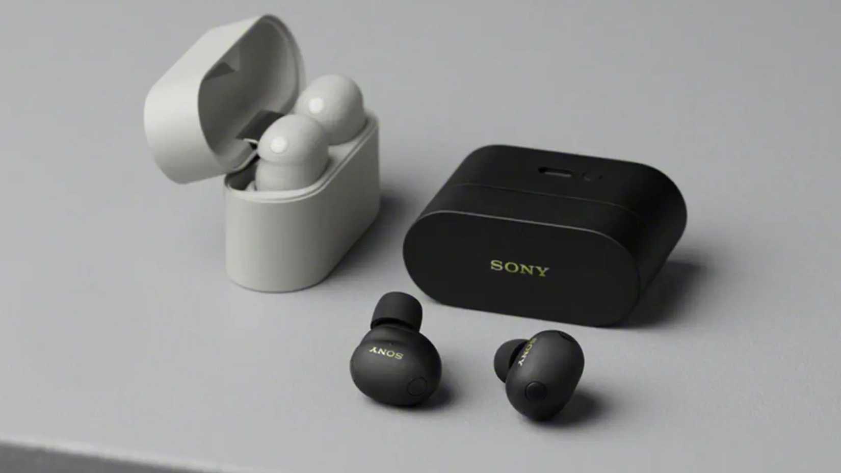 Sony WF-1000XM6 em duas cores sobre uma mesa