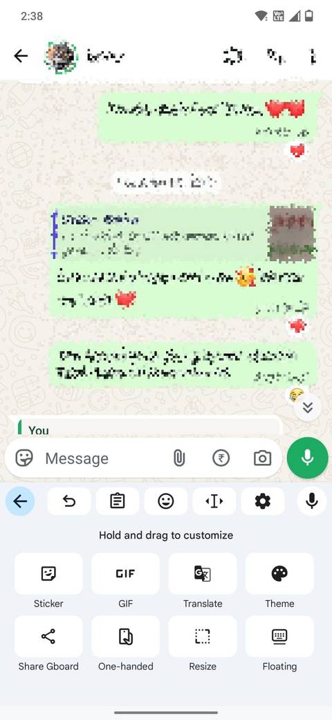 Screenshot che mostra l'opzione con una mano in Gboard