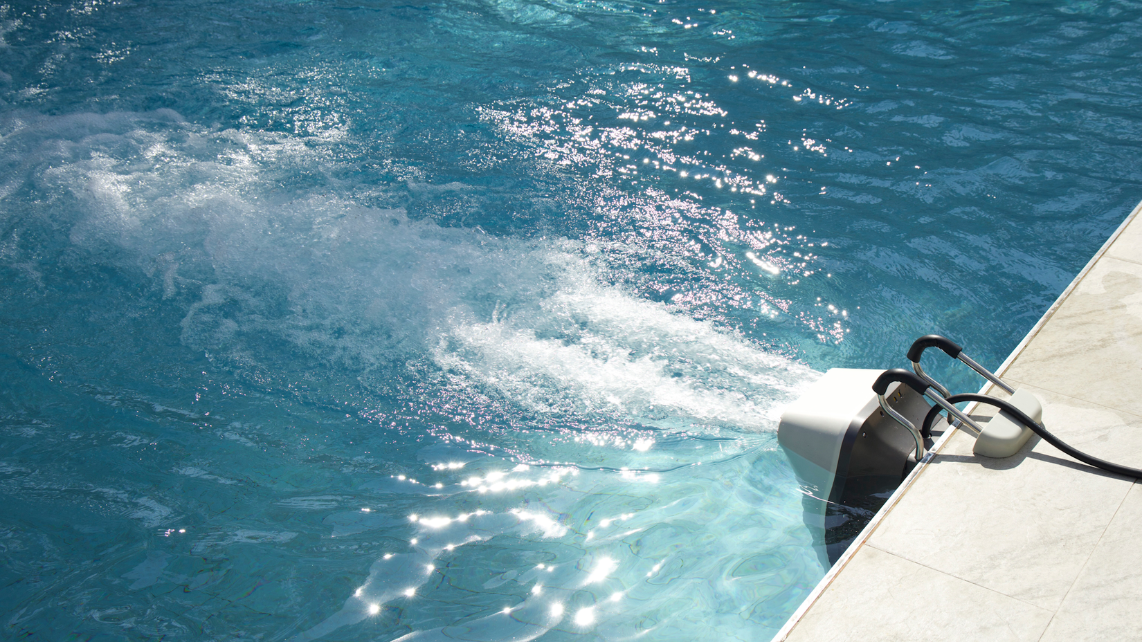 iGarden Swim Jet Serie X in piscina