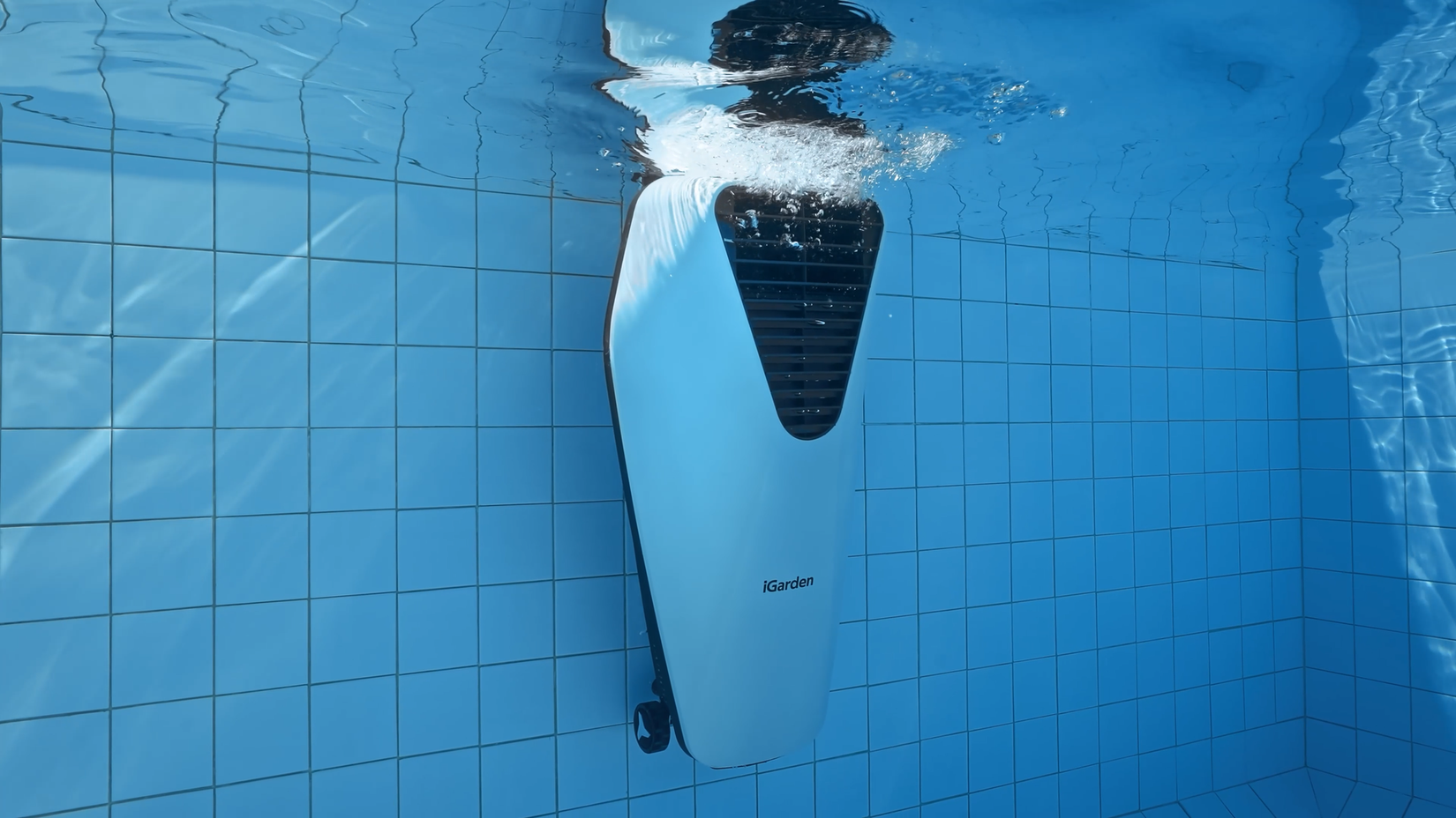 Immagine subacquea di iGarden Swim Jet Series X