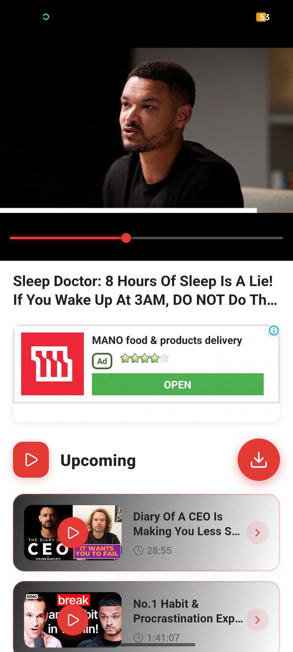Aplicativo Newpipe mostrando a reprodução do vídeo do Diário de um CEO com próximos vídeos semelhantes abaixo