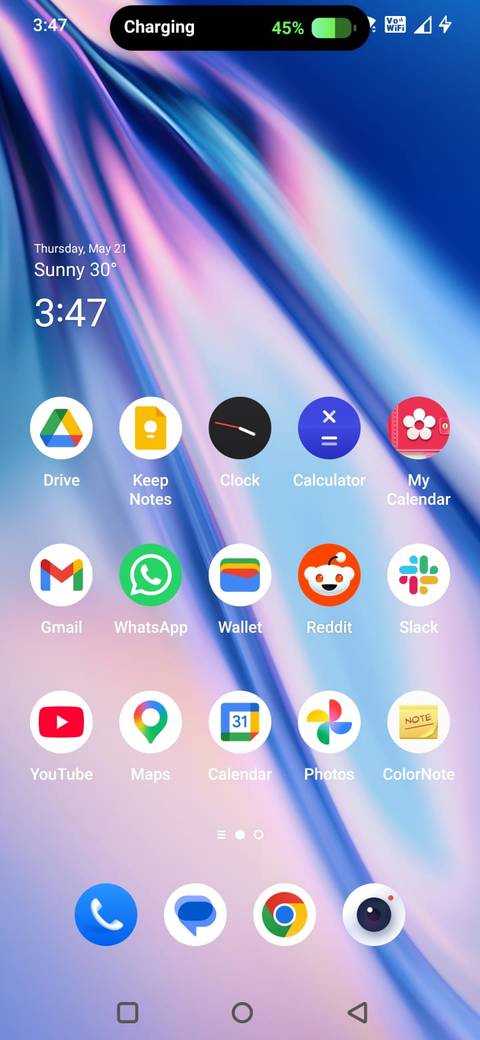Screenshot showing the dynamicSpot island with notifications for battery charging