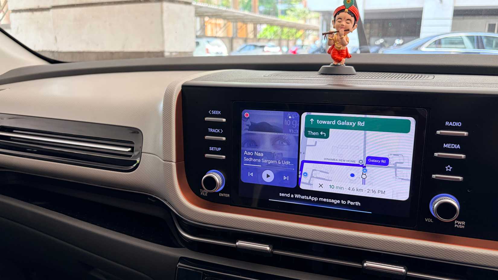 sending WhatsApp using Gemini in Android Auto