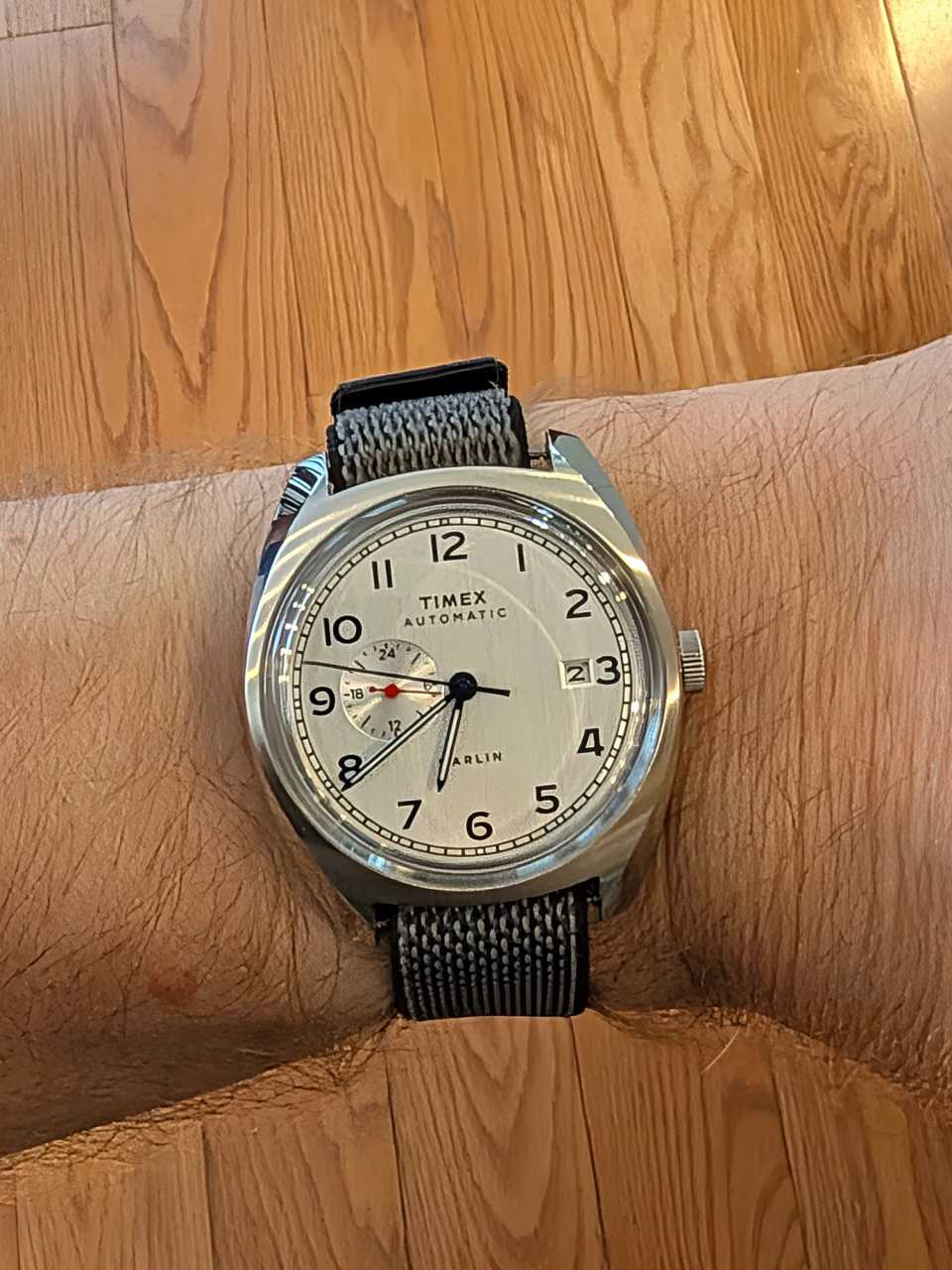 This artful Fitbit Air hack is spreading rapid — here is why it will now not give you the results you want The Timex Marlin Automatic on the Fitbit Air strap.