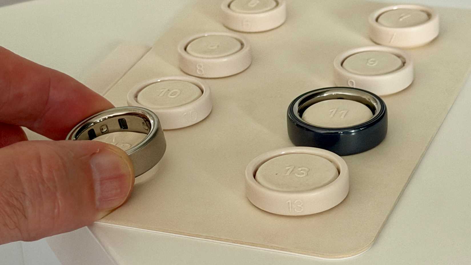 Usando Oura Ring 4 para testar os tamanhos Oura Ring 5