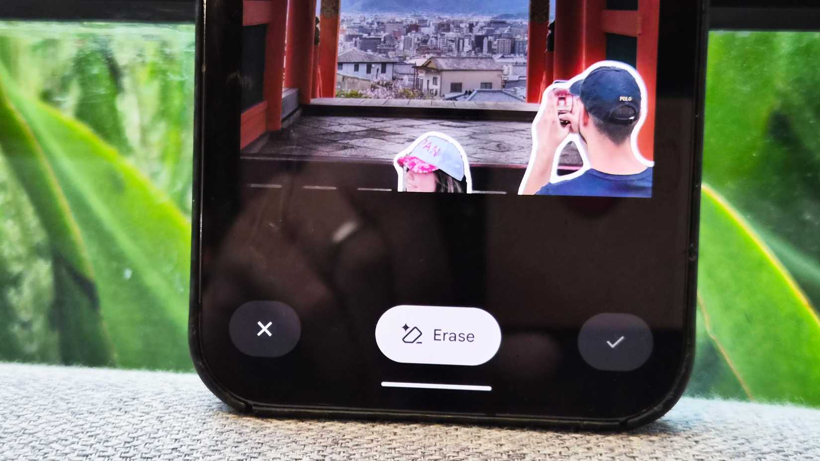 Google-Magic-Eraser-Feature-on-Pixel-9-Pro-XL-via-Photos