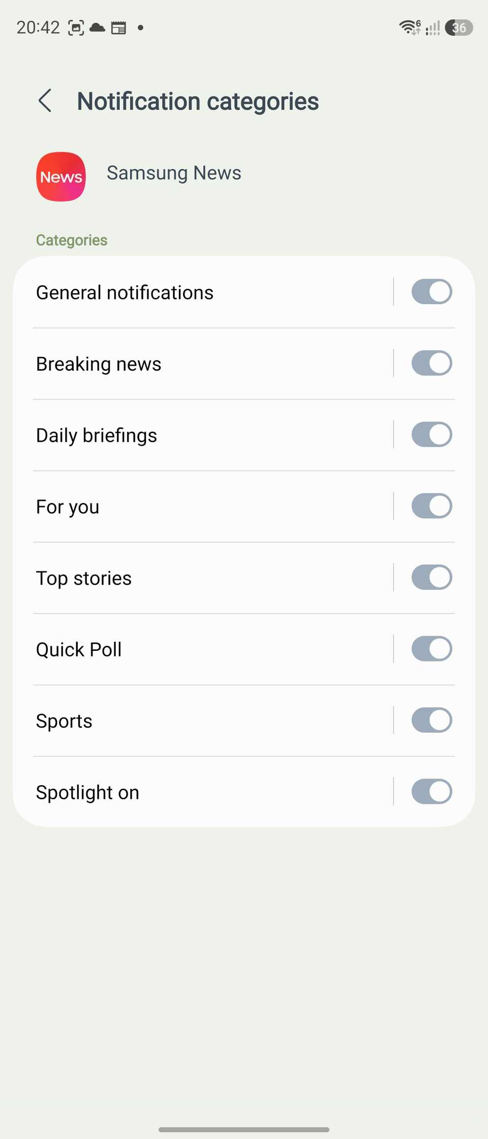 Toggle of notification categories for Samsung News in Galaxy Z Flip 7