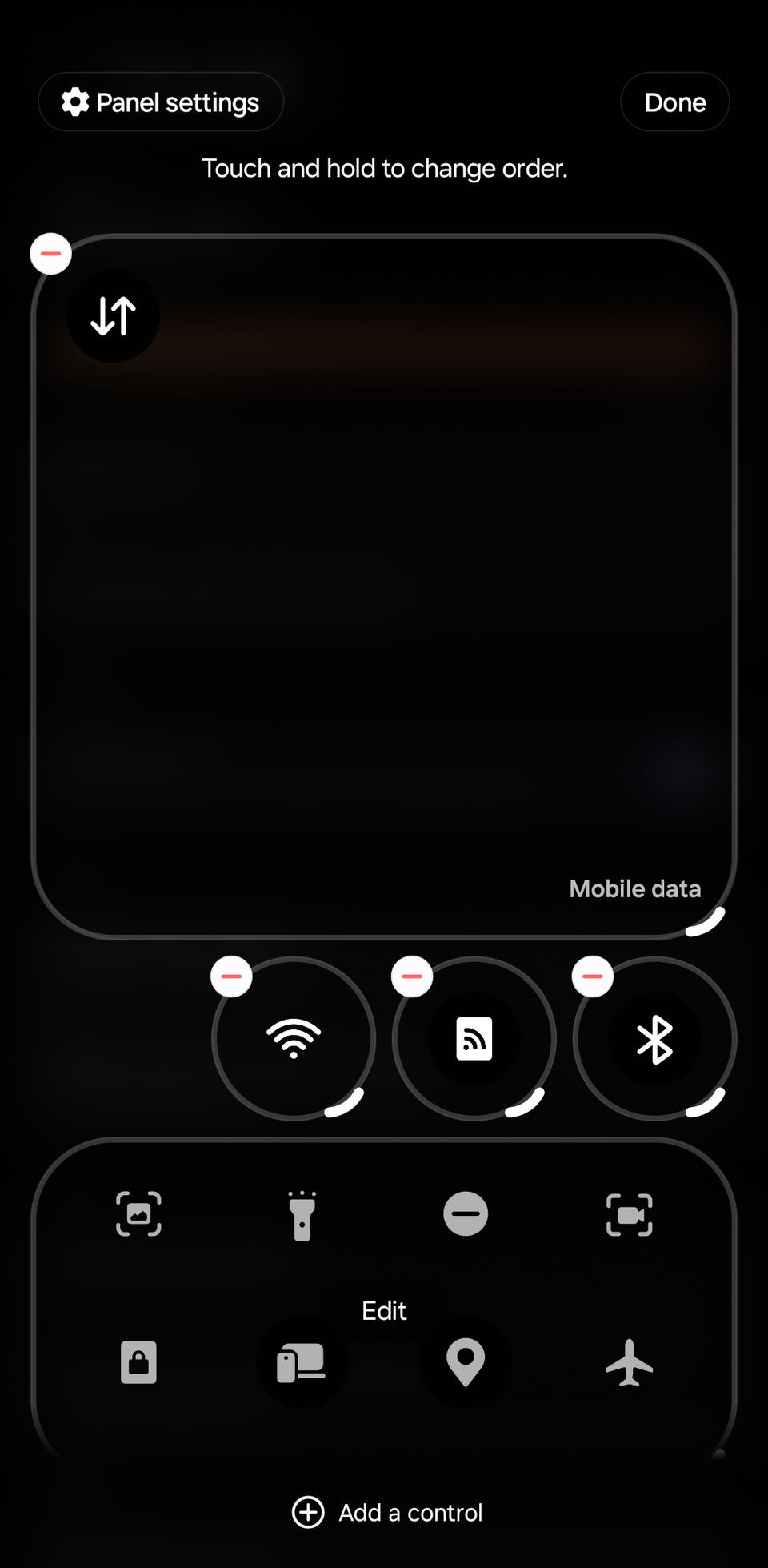 Samsung One UI Home Quick Settings customization screen showing a massively enlarged cellular data toggle.