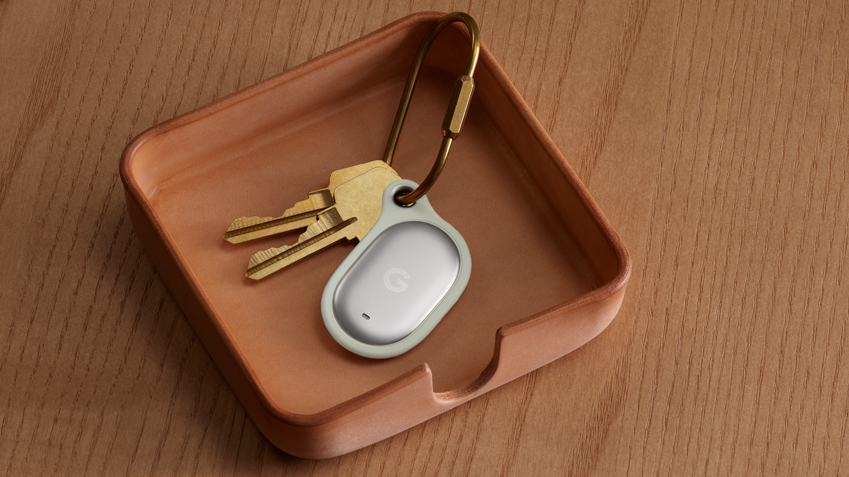 Pixel Tag on keys in a tray