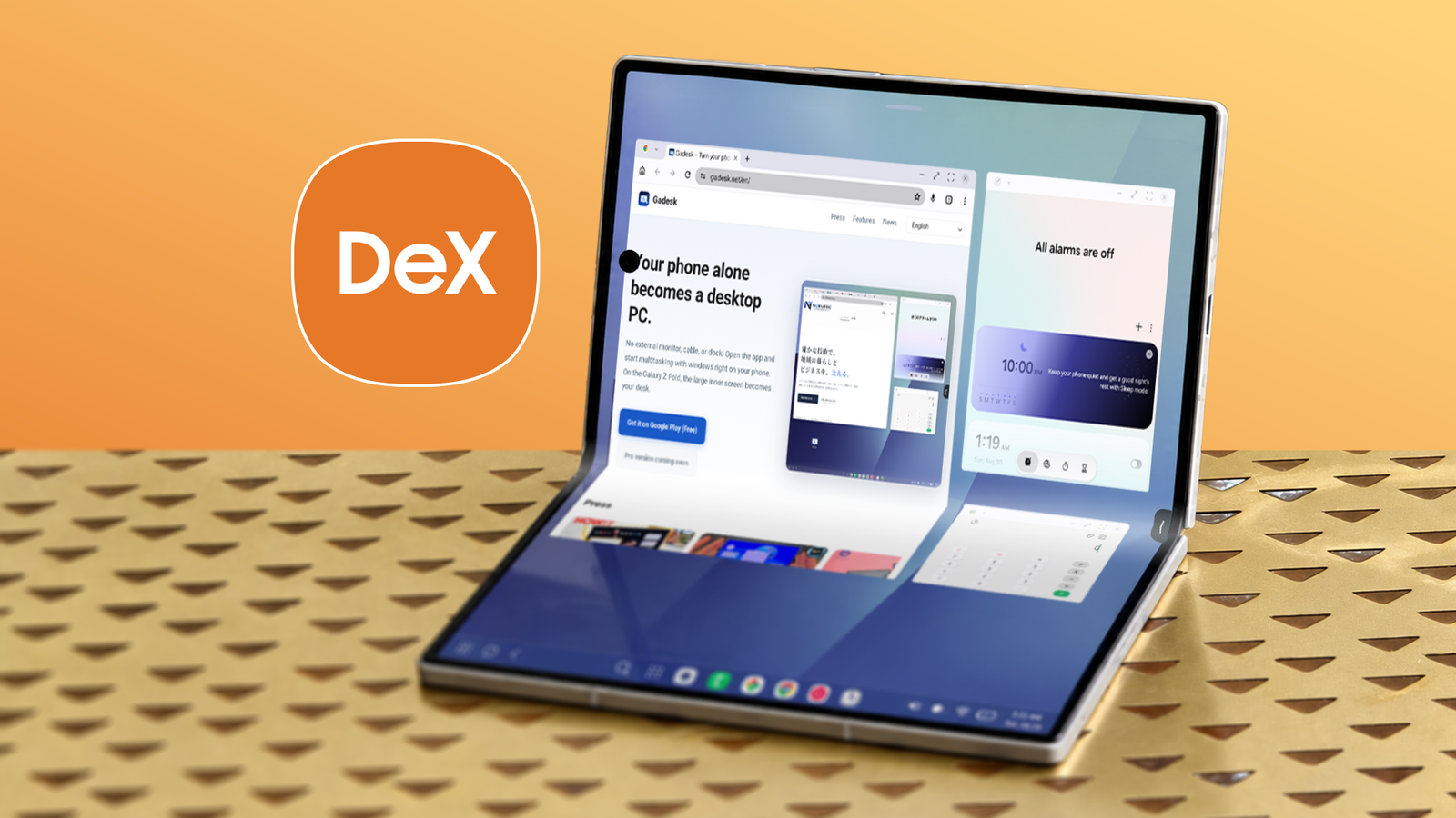 Galaxy Z Fold 8 running Samsung DeX on its inner display.-1