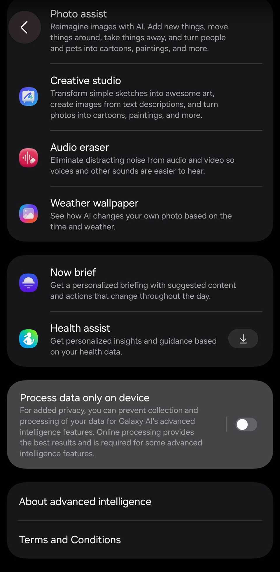 Samsung Galaxy AI setting with Samsung Creative Studio with 'Process data only on device' highlighted.