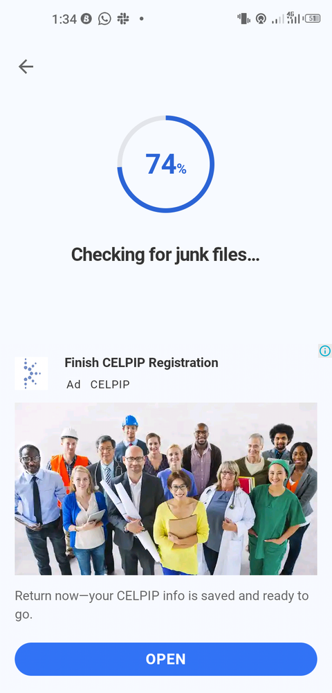 CCleaner scan with an ad displaying