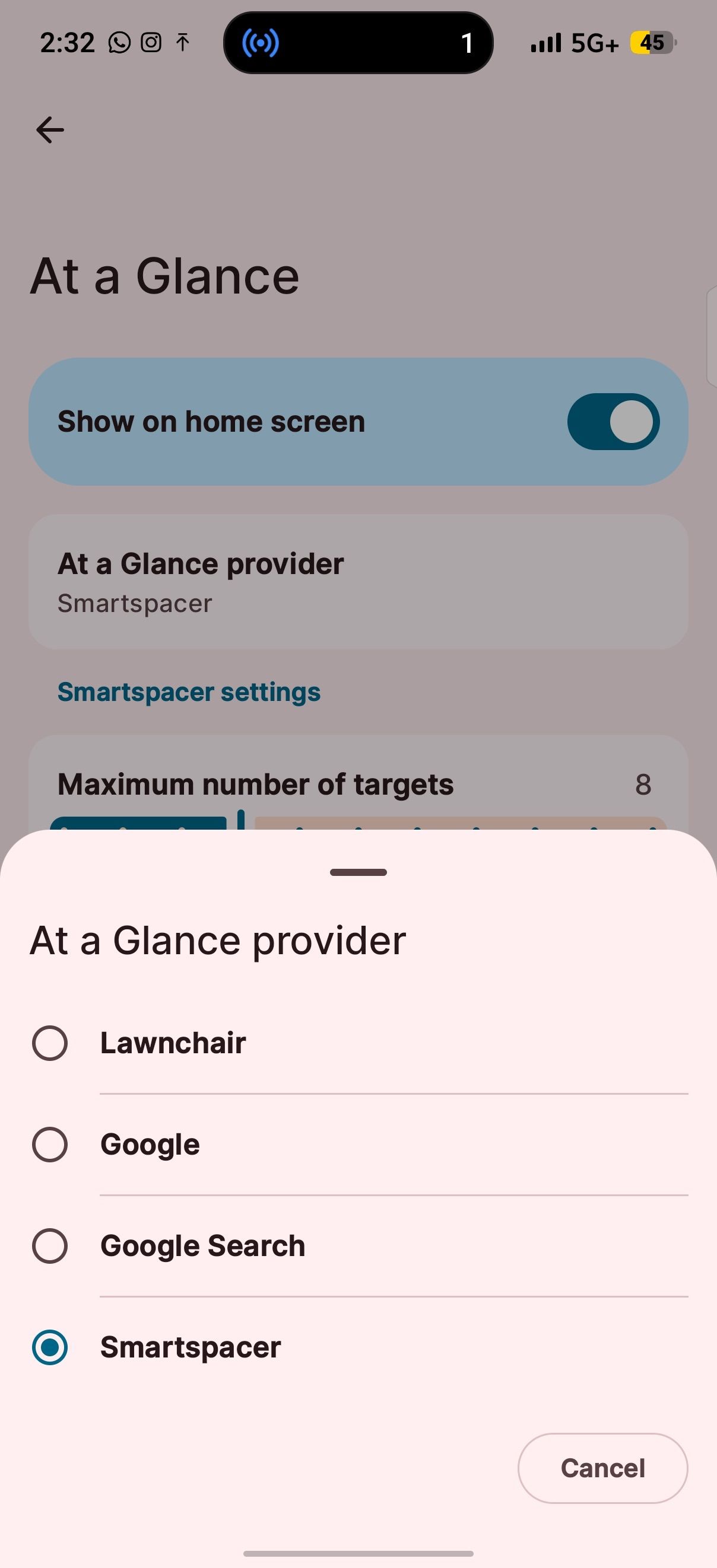 At a Glance settings menu showing Smartspacer selected as information provider