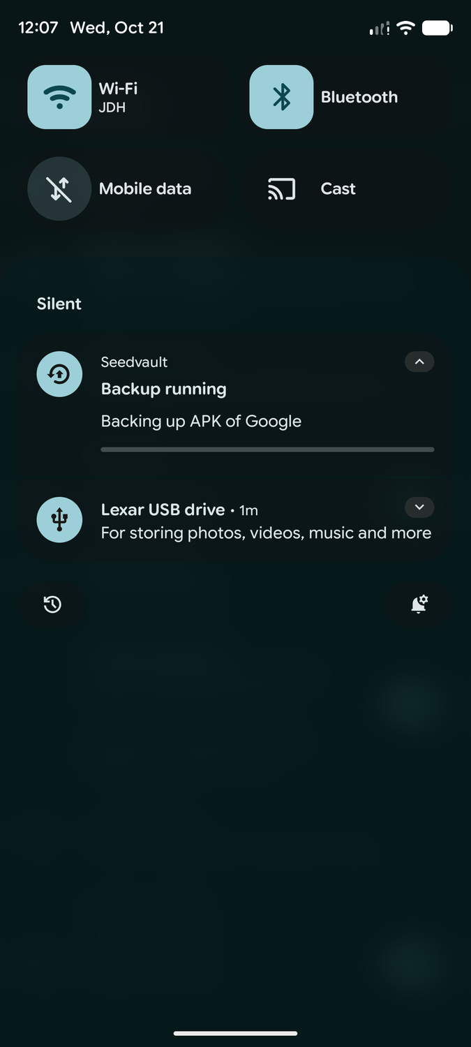 LineageOS 24 Seedvault backup status