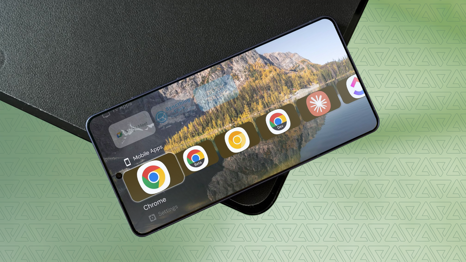 Эксперимент с Projectivy Launcher: почему ТВ-оболочка на смартфоне снижает экранное время Смартфон Samsung Galaxy с запущенным Projectivy Launcher