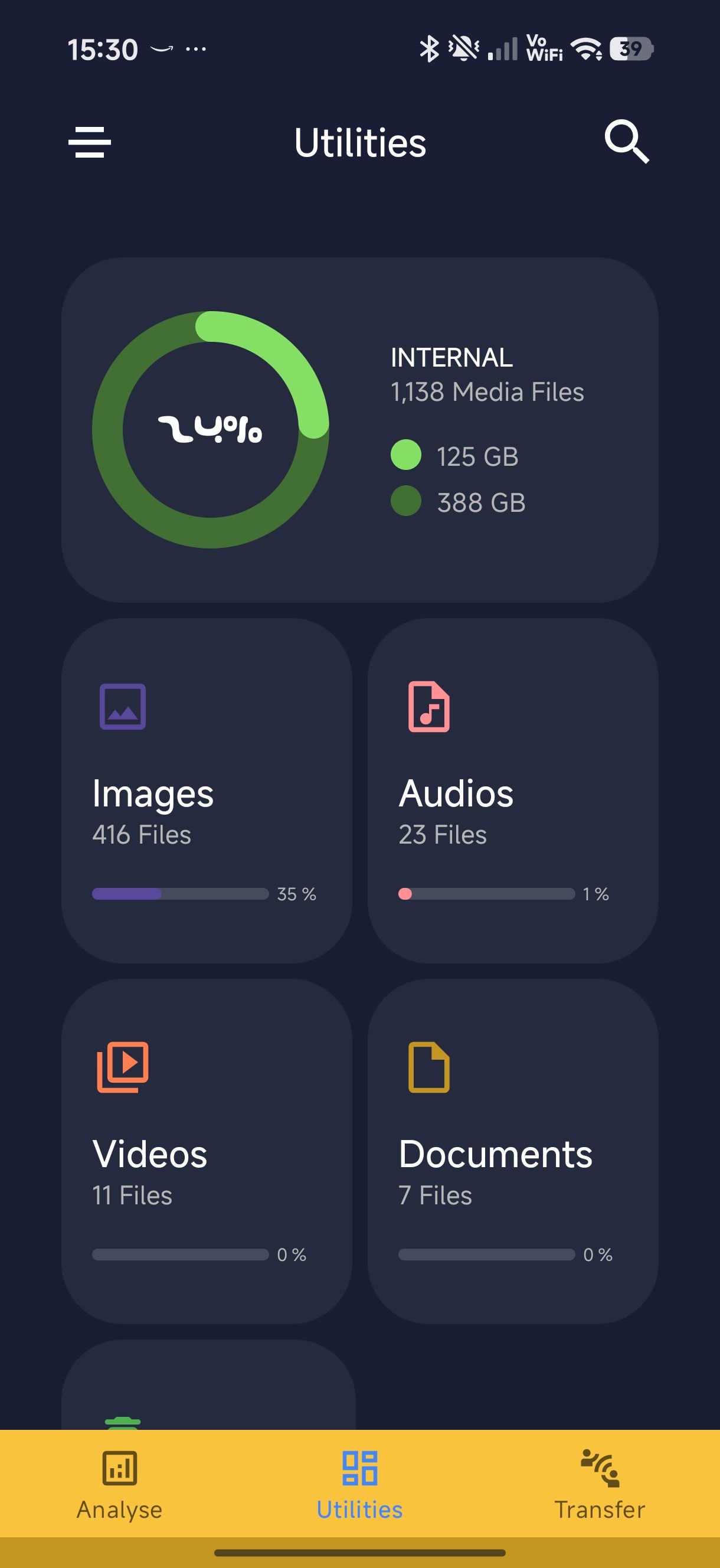 Amaze File Utilities app showing storage status of phone