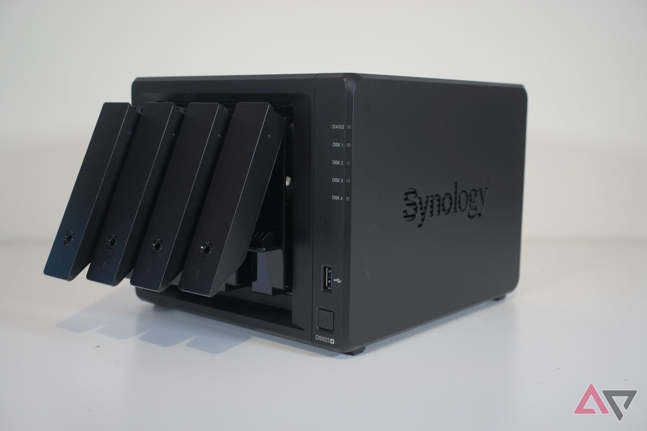 Synology DS923+　NVMe 512 GB 2枚付き Synology DS923+ NVMe 512 GB 2枚付き DiskStation DS923+