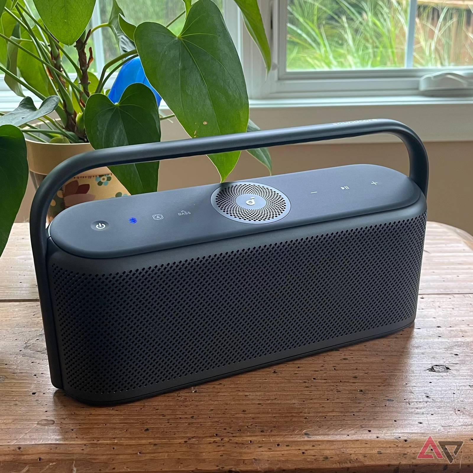 Anker Soundcore Motion X600 review: A portable Bluetooth boombox