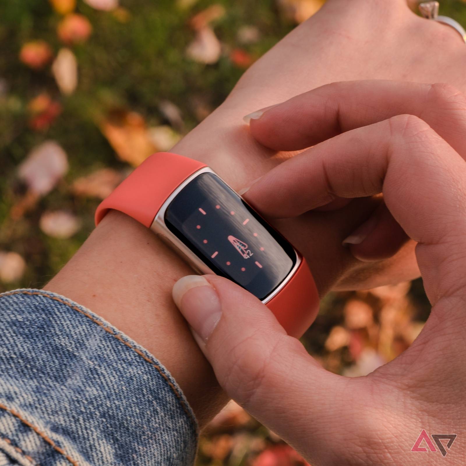 Fitbit Charge Best Fitness Tracker With Heart Rate Monitor And Gps