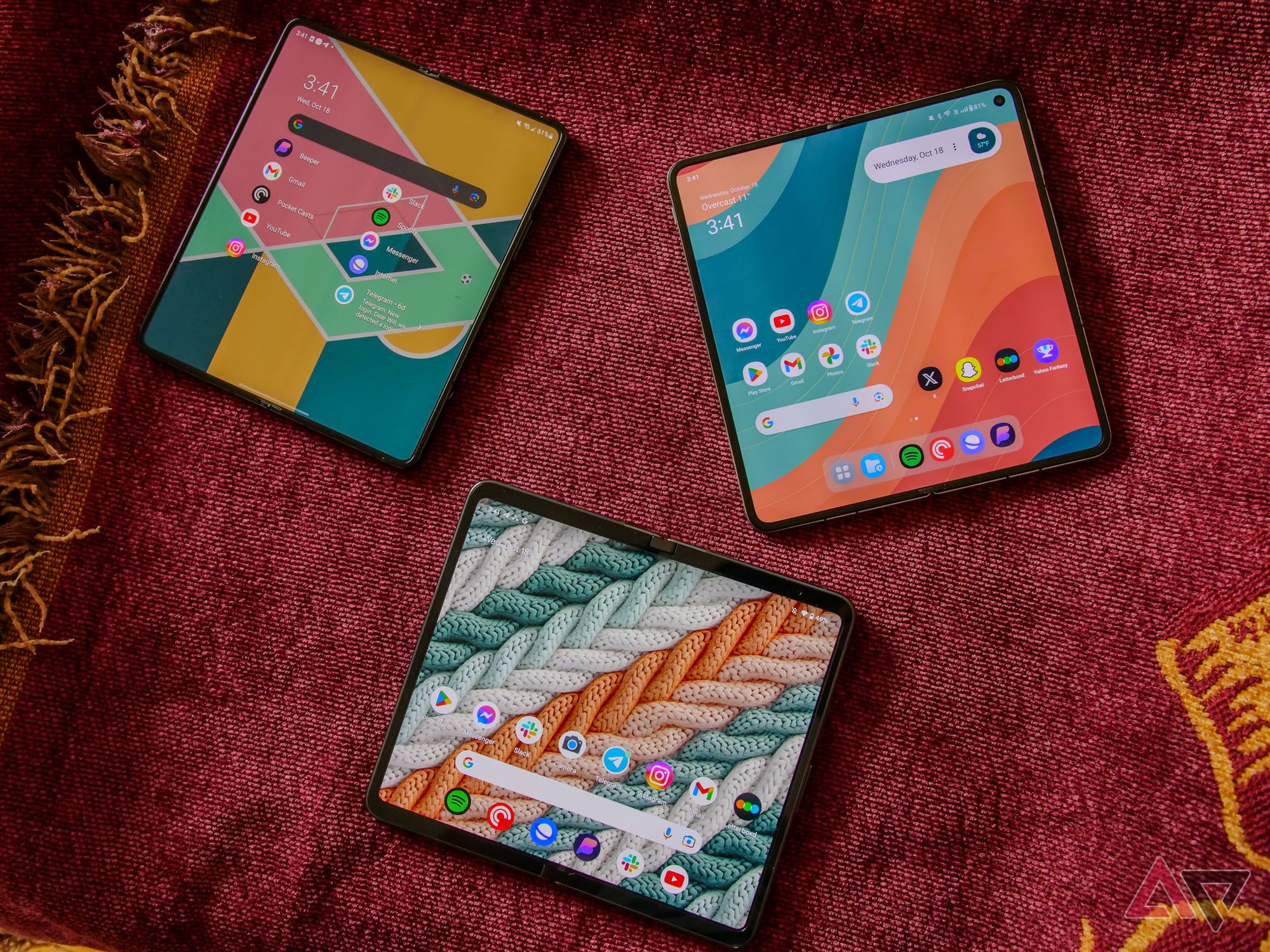 5 reasons foldable smartphones are better than gaming phones