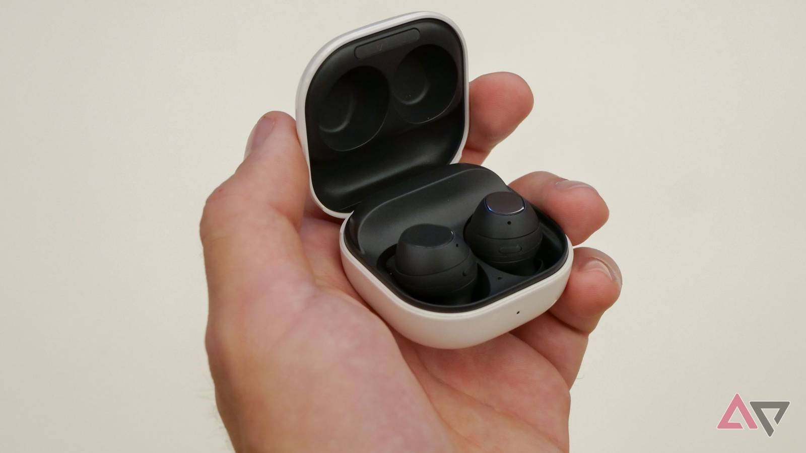 Are the Samsung Galaxy Buds FE waterproof? - Main Image