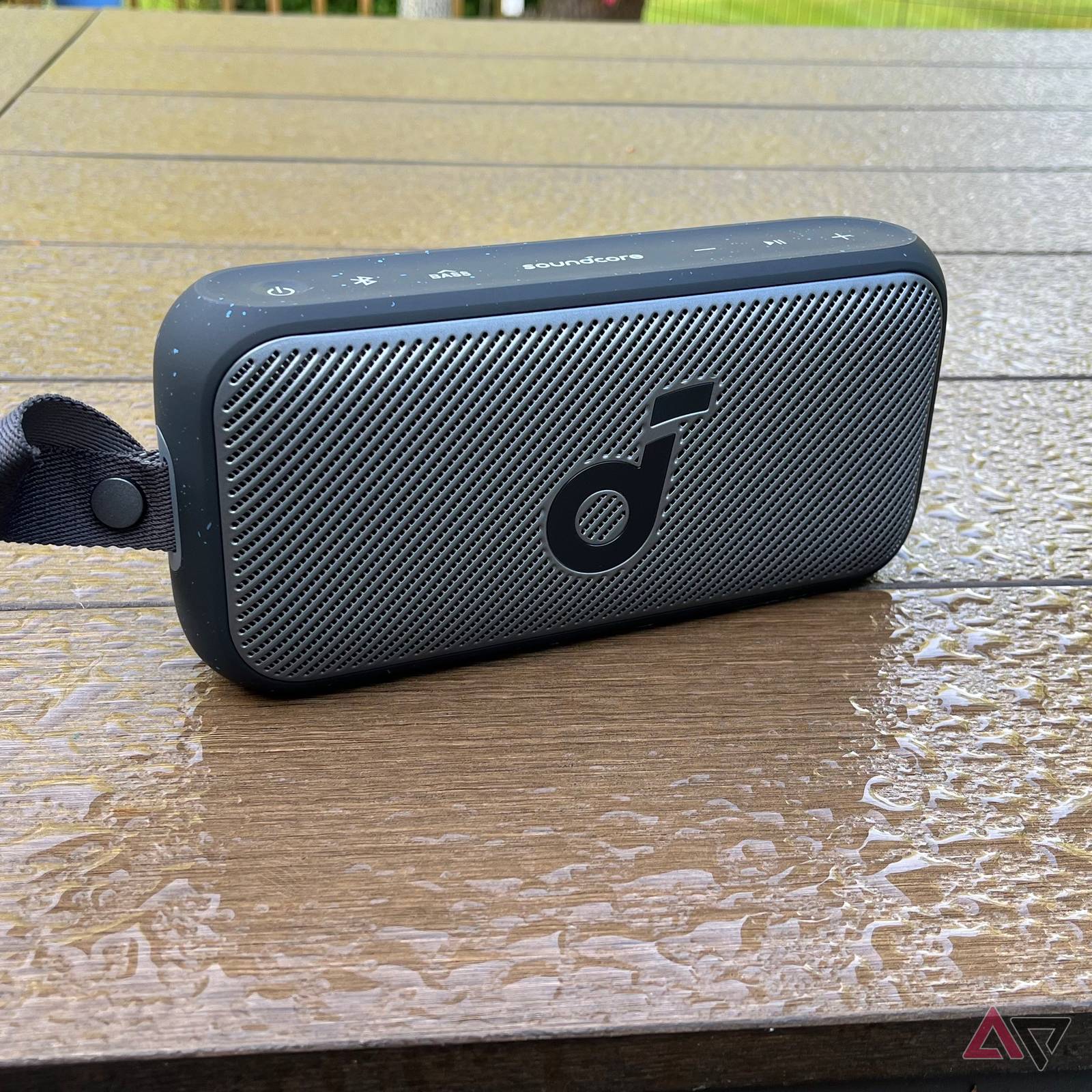 Anker Soundcore Motion 300 review: A petite portable speaker with Anker Soundcore Motion 300 review: A petite portable speaker with