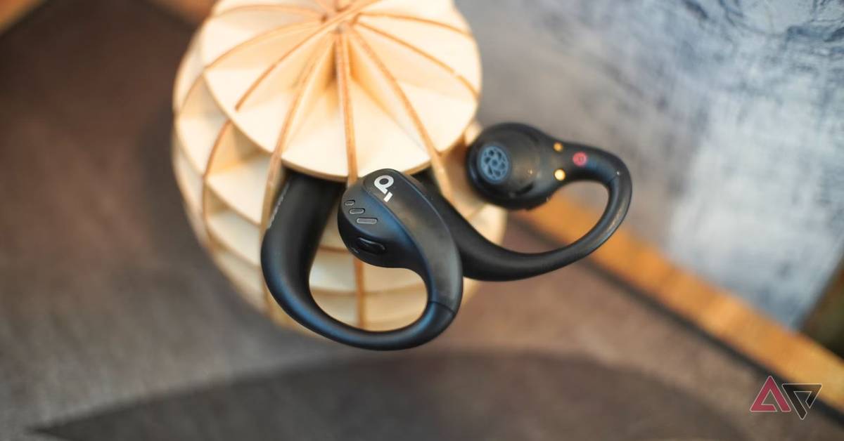anker-soundcore-aerofit-pro-